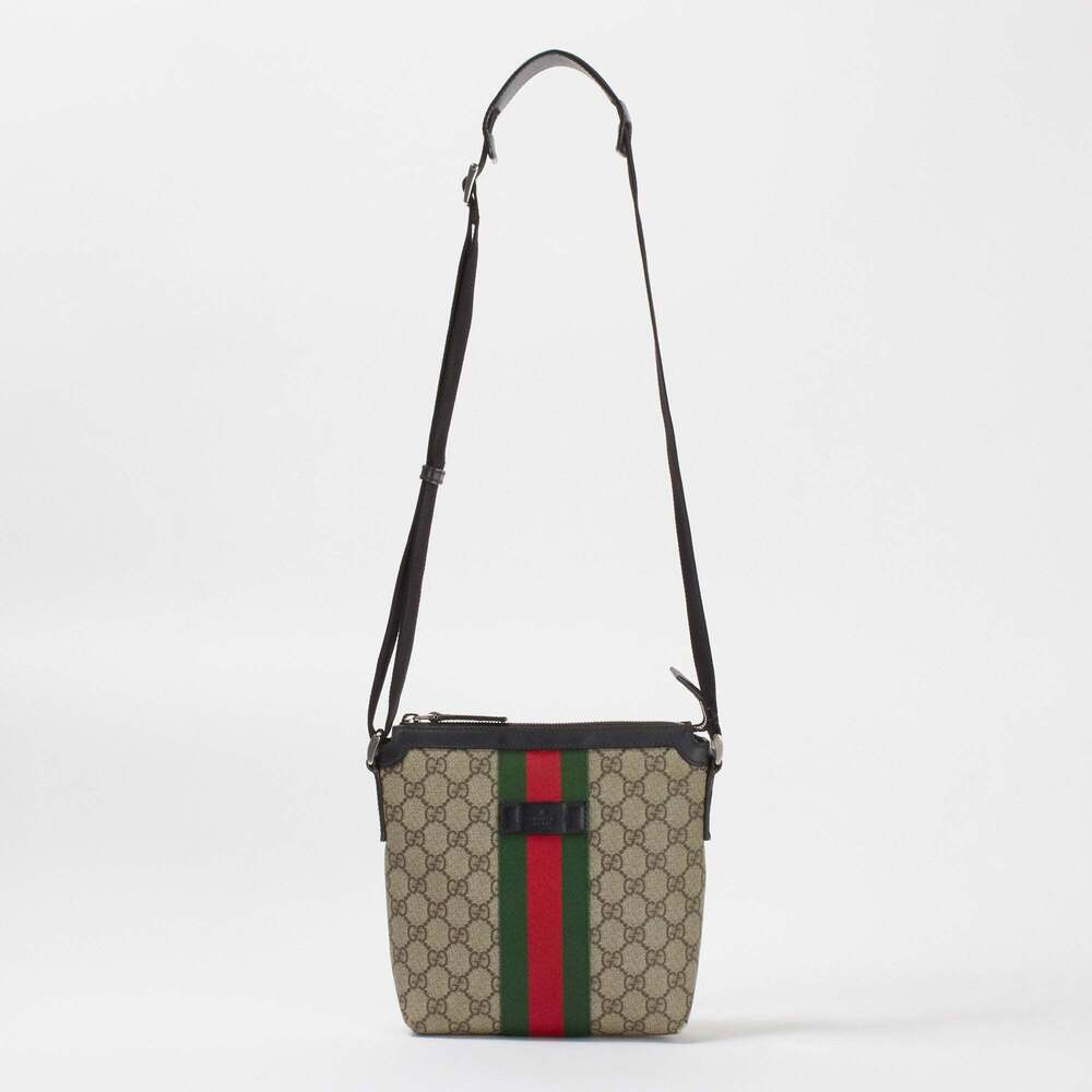 GG Supreme Sherry Shoulder Bag
